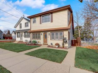 3622 E Whittaker Ave, Cudahy, WI 53110