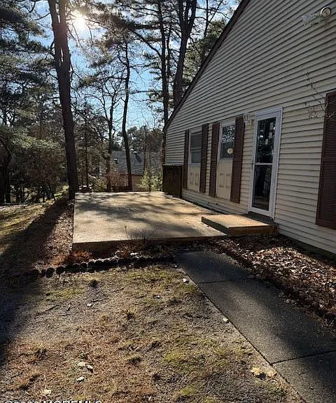 16 Ivy Ct #A — Photo 17