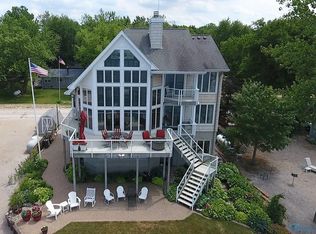 9889 W Locust Point Rd, Oak Harbor, OH 43449