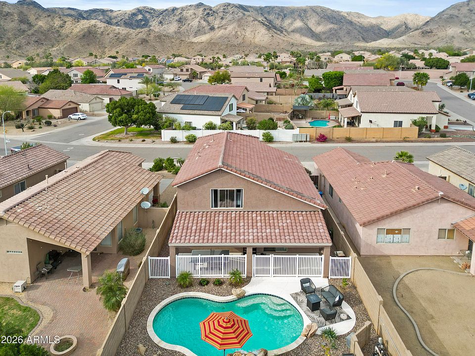 2nd image of 1725 W MUIRWOOD Drive