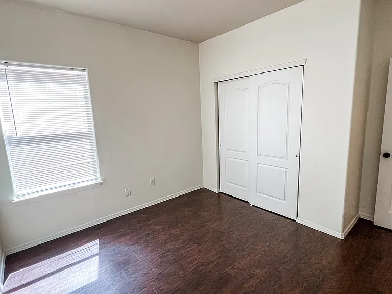 3519 Sierra Bonita Ave — Photo 19
