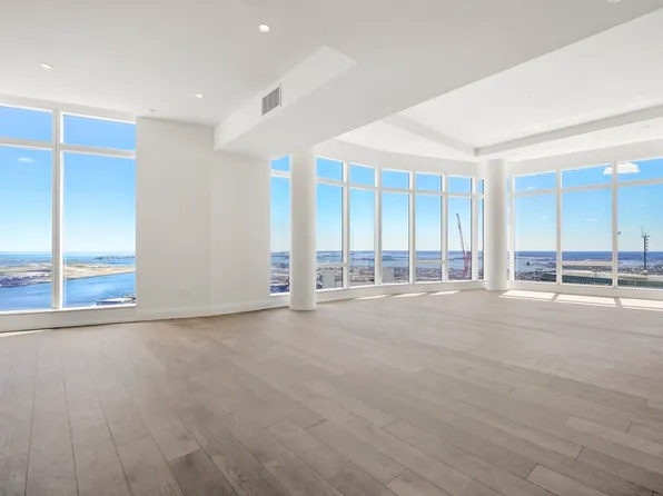 240 Devonshire St #6008, Boston, MA 02110