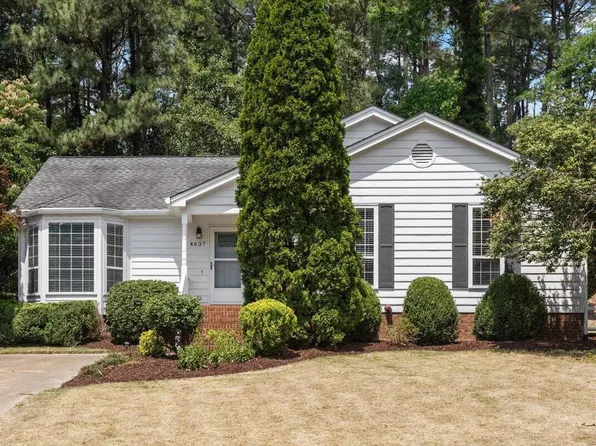 4637 Timberhurst Dr, Raleigh, NC 27612
