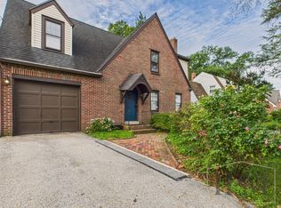 1132 Valley View Rd, York, PA 17403