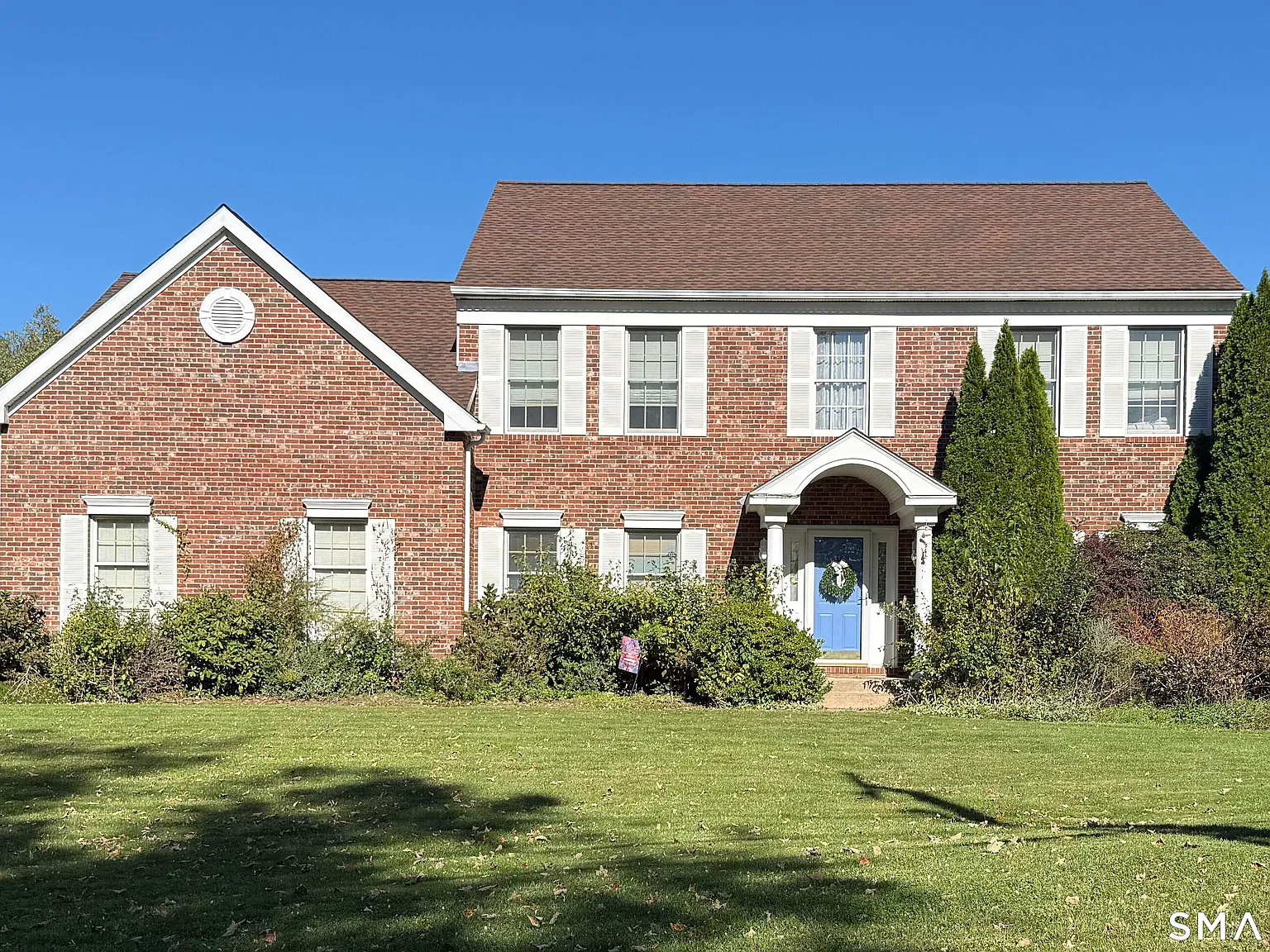 4 bed, 2.5 bath, 2909 sqft, $4,200 — Photo 1