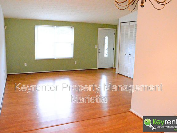 3rd image of 2805 Pine Meadow Dr