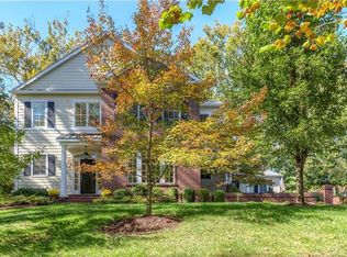 27 Berkley Ln, Saint Louis, MO 63124