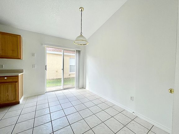 4th image of 59 Vanna Ct