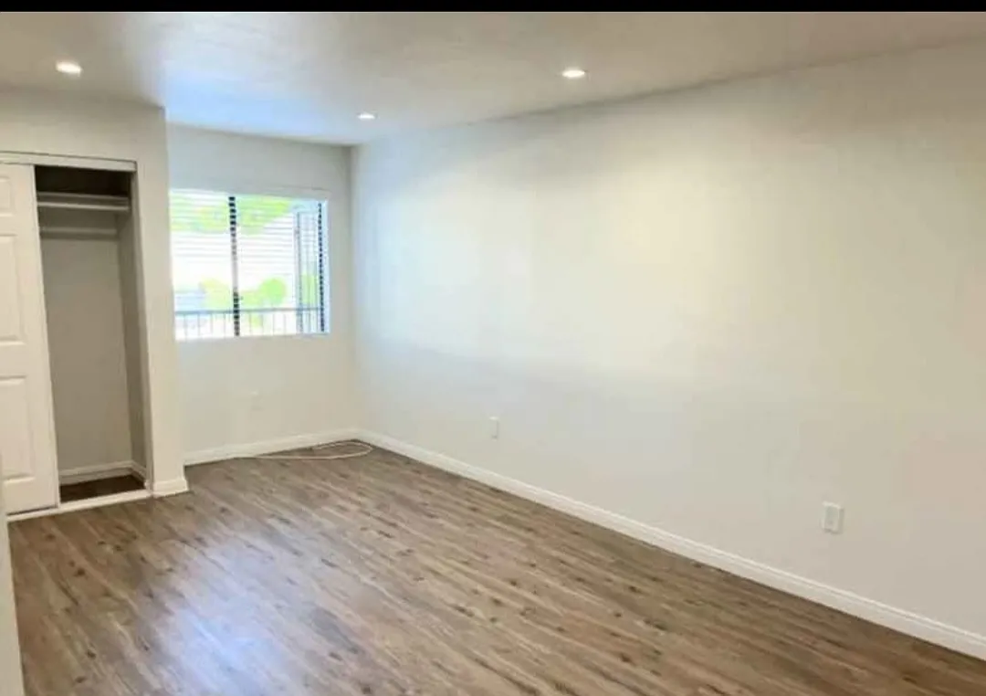 1 bed, $1,900 — Photo 3