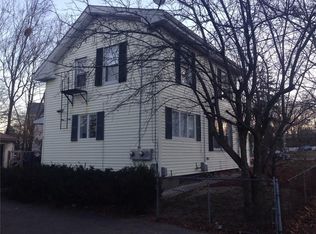 220 Dunnell Ave #1, Pawtucket, RI 02860