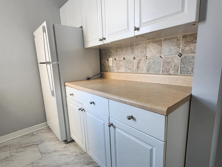 36 Hillside Ave #1 — Photo 5