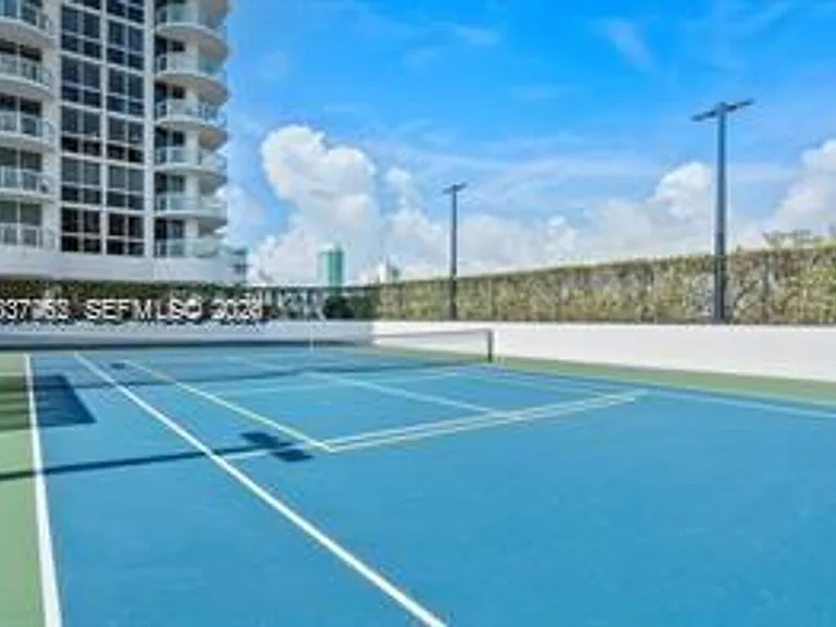6365 Collins Ave #2201 — Photo 4
