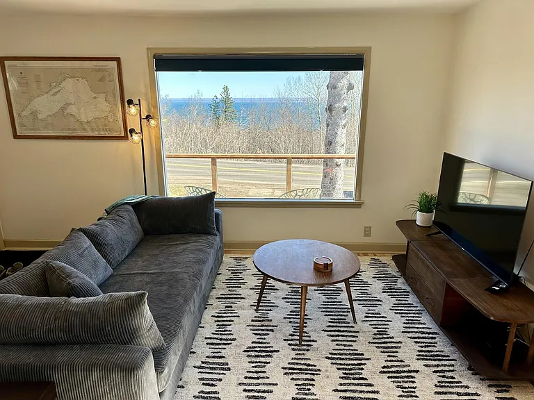1215 E Skyline Pkwy — Photo 7