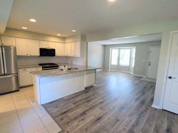 3003 Glenloch Cir, Dublin, OH 43017