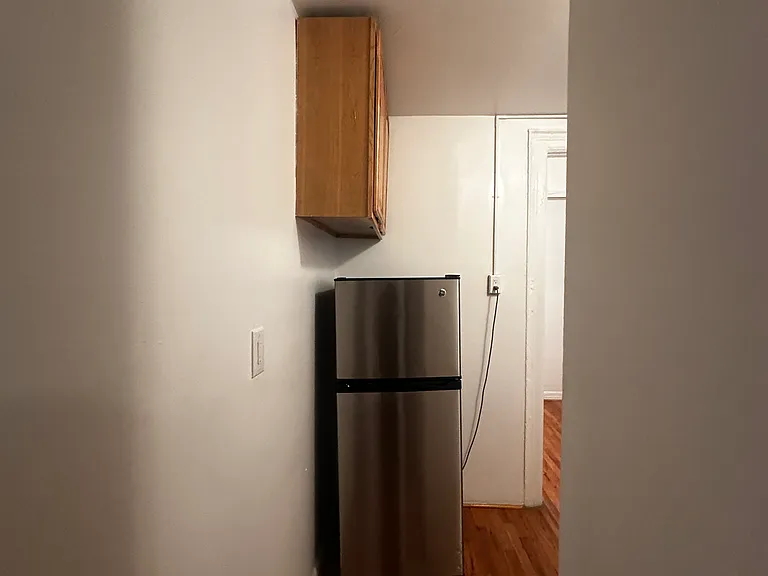 1484 Amsterdam Ave #3 — Photo 6