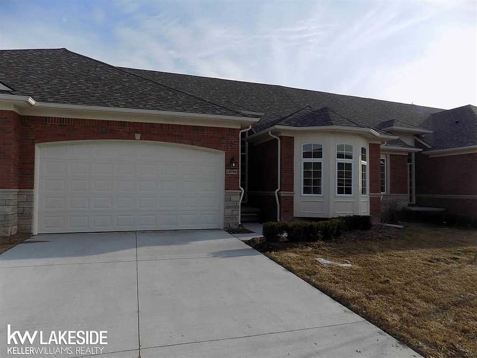 1st image of 14916 Village Park Cir