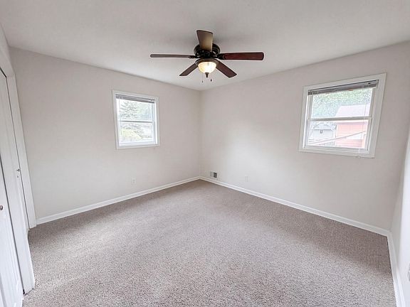 4th image of 14025 Partridge St NW