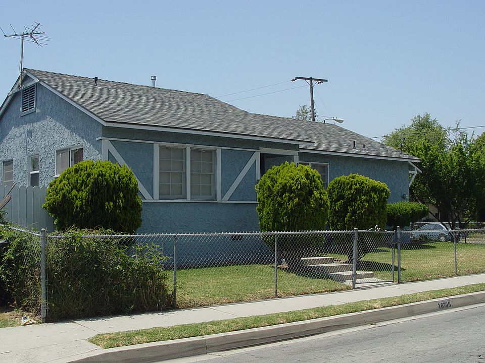2nd image of 16705 Grevillea Ave