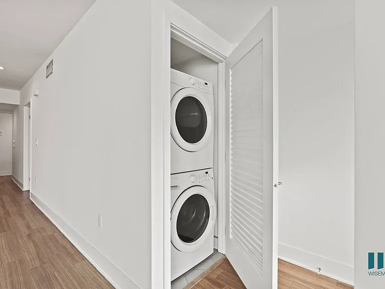In-Suite Washer & Dryer
