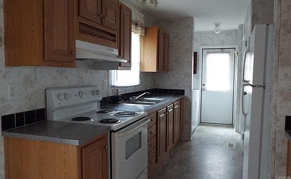 5th image of 200 Stanley Dr