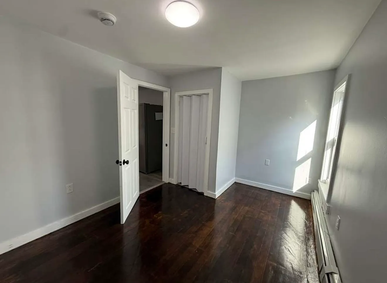 2 bed, $1,400 — Photo 3