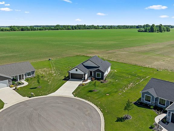 4th image of 451 Cottonwood Ct