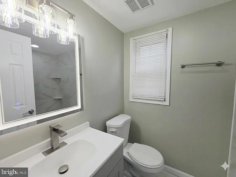5001 Iroquois St — Photo 11