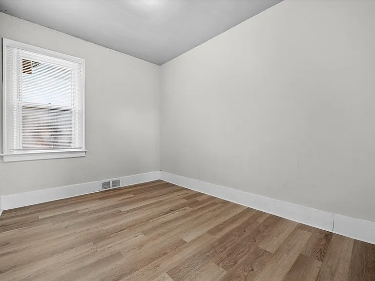 13302 La Salle Blvd #2 — Photo 17