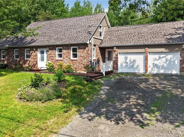 26 Lenwood St, Coverdale, NB E1J 1L2