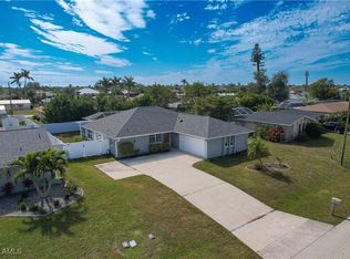 1316 SE 28th Ter, Cape Coral, FL 33904