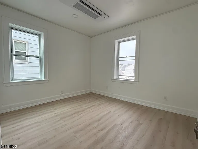 740 N 8th St #3 — Photo 2