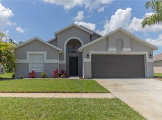 4605 Varsity Cir, Lehigh Acres, FL 33971