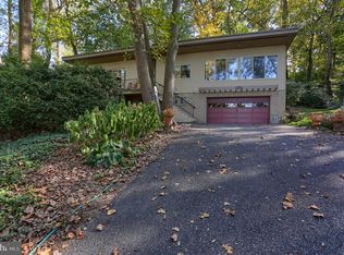 210 Sunglo Rd, Lancaster, PA 17601