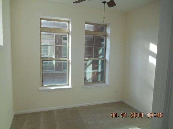 5th image of 3811 S Langley Ave #201