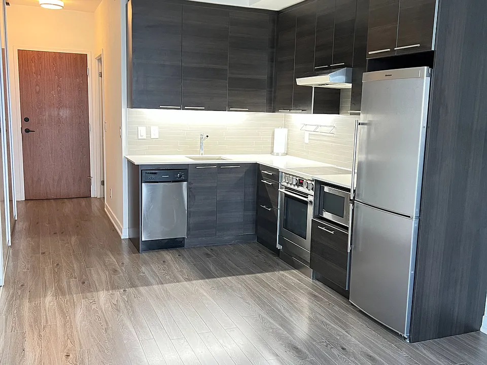1 Market St #2807
