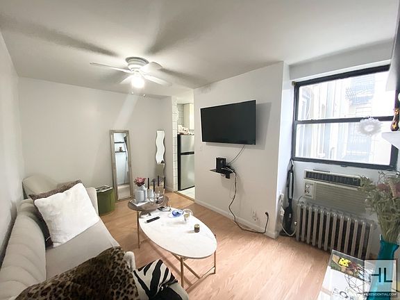 2nd image of 129 Mott St #18