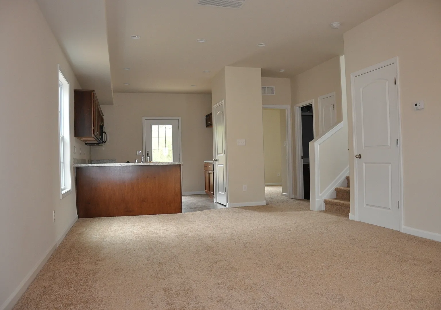 Pre-Leasing Now for Fall Semester 2026 — Photo 3