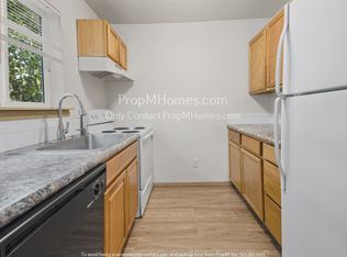 2338 SE 89th Ave UNIT C, Portland, OR 97216