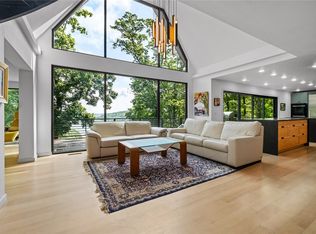 3384 Mundell Rd, Eureka Springs, AR 72631