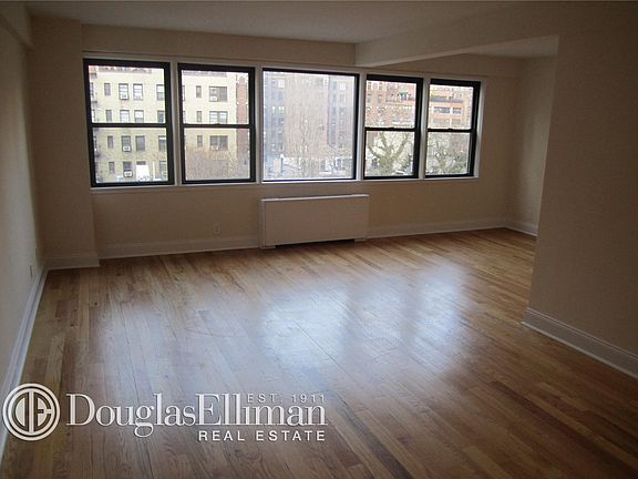 5th image of 320 E 52nd St APT 10E