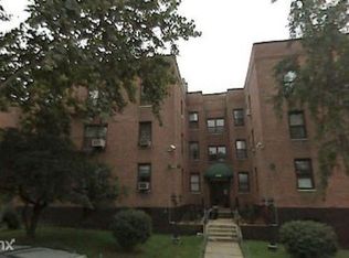 6374 Austin St, Rego Park, NY 11374