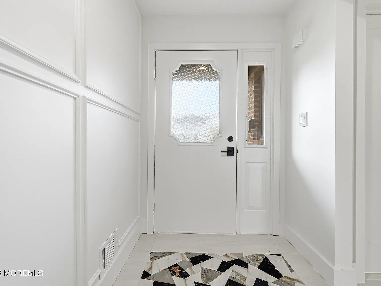 2 bed, 2.5 bath, 1662 sqft, $3,500 — Photo 3
