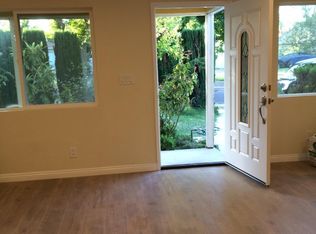 20532 Vose St, Winnetka, CA 91306