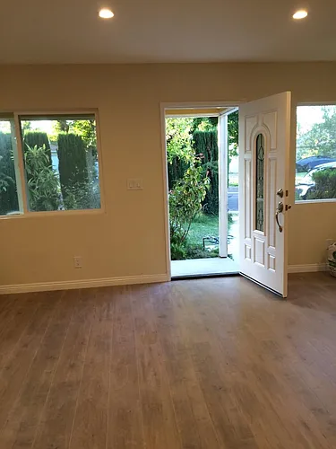 20532 Vose St Photo 1
