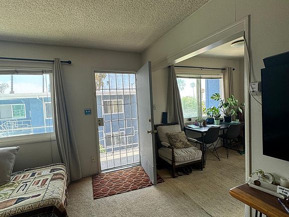 4th image of 5057 1/2 Mission Blvd