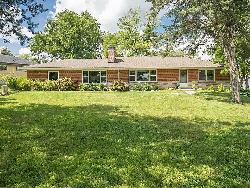 1st image of 10601 Lavinia Dr