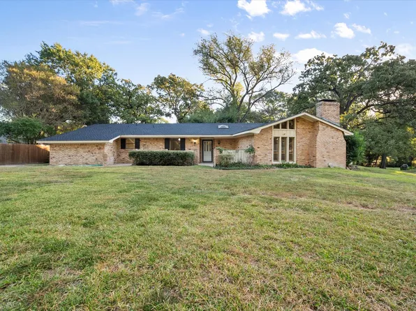 1705 Glenbrook St, Corsicana, TX 75110
