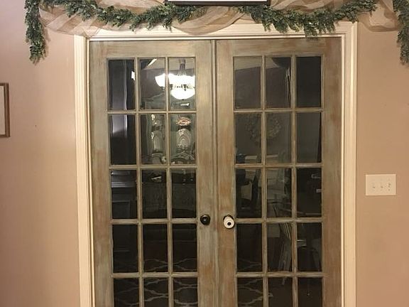 4th image of 131 White Oak Dr