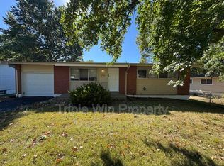 1742 Hudson Rd, Saint Louis, MO 63136
