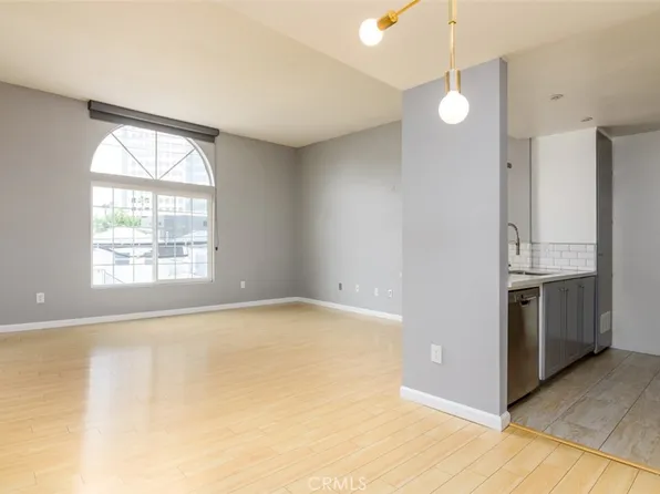 151 N Maple St APT 210, Burbank, CA 91505